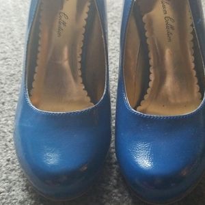 Womens blue size 6.5 heels